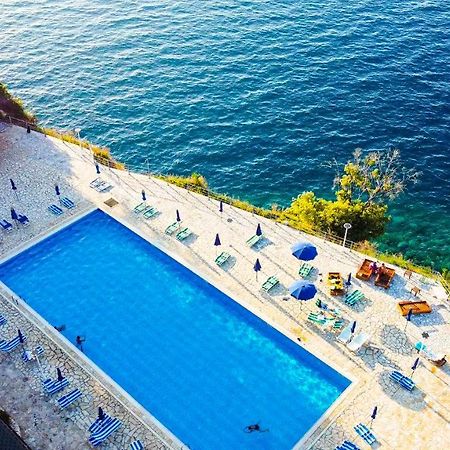 Villa Amos At Aquamarine Residence Vlorë Exterior foto