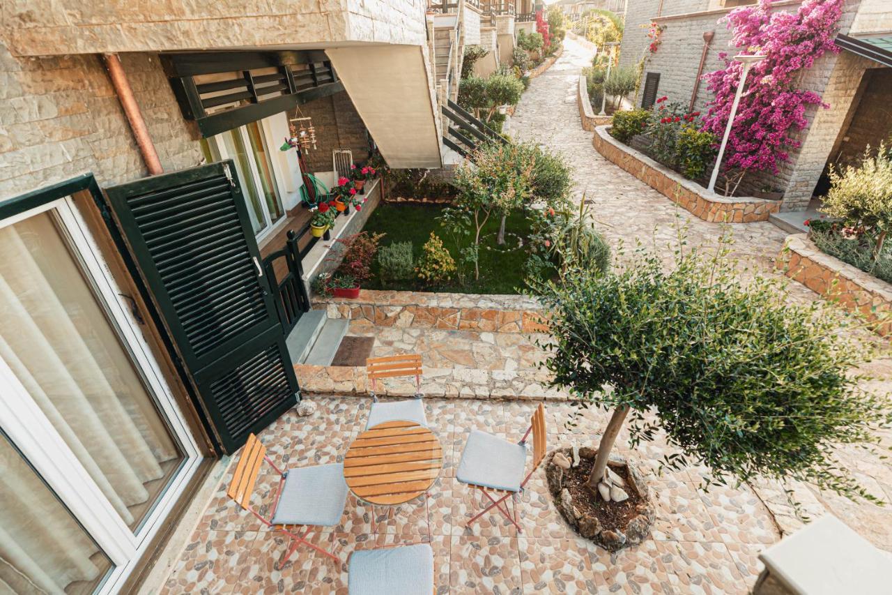 Villa Amos At Aquamarine Residence Vlorë Exterior foto